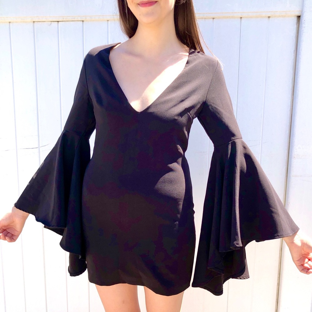 LBD Deep Plunge